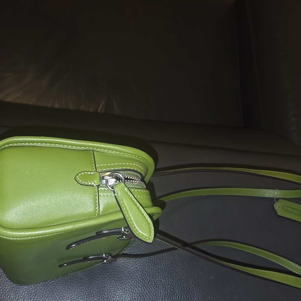 Coach Avocado Green Leather Shoulder Bag - Picture 6 of 12